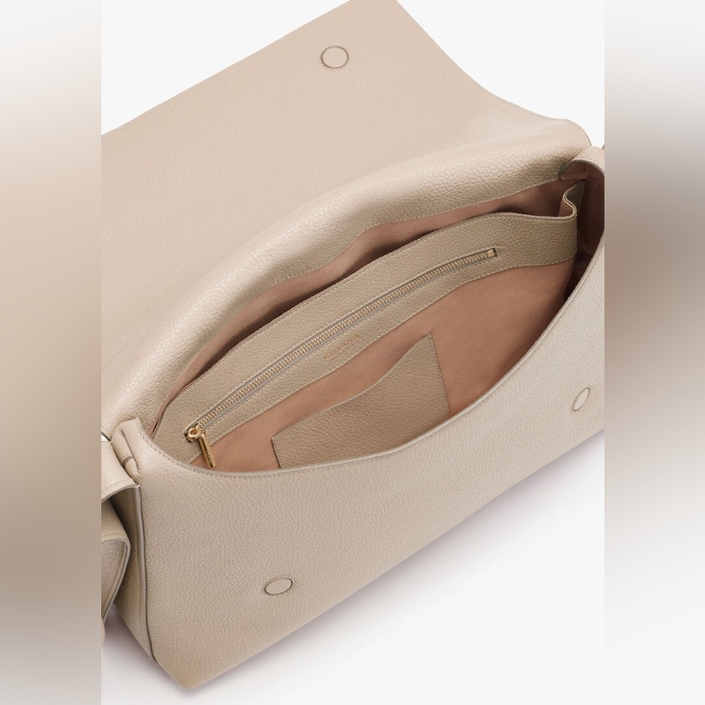 Cuyana Clay Shoulder Bag - Picture 3 of 5